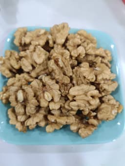 Walnut (Akhrot)